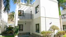 Sunshine Beach Villas