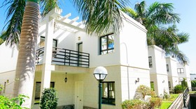 Sunshine Beach Villas