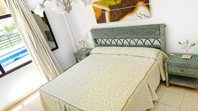 Sunshine Beach Villas