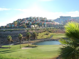 Par 4 Villas