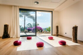 Casa León Royal Retreat