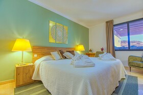 Casa León Royal Retreat