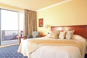 Casa León Royal Retreat