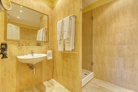 Casa León Royal Retreat