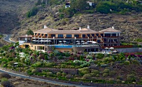 Casa León Royal Retreat