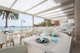 One Ibiza Suites
