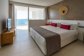 One Ibiza Suites
