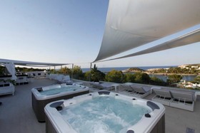 BG Hotel Portinatx Beach Club