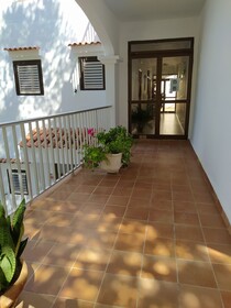 Es Puet Blanc By Flats Friends