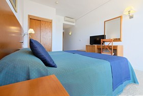 azuLine Hotel S'Anfora & Fleming