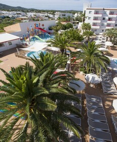 Coral Star Apartments