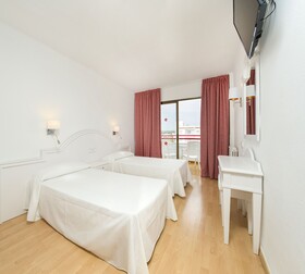 Coral Star Apartments