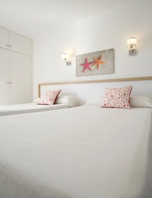 Coral Star Apartments