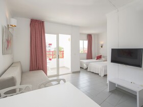 Coral Star Apartments