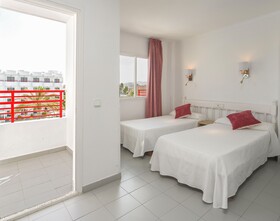 Coral Star Apartments