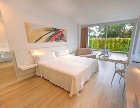 Els Pins Resort & Spa