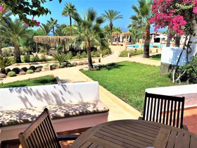 Petunia Ibiza, a Beaumier Hotel