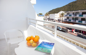 Apartamentos Oasis Sa Tanca