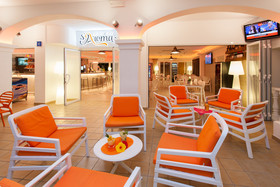 Apartamentos Oasis Sa Tanca