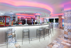 Apartamentos Oasis Sa Tanca