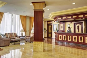 Grupotel Santa Eulària & Spa