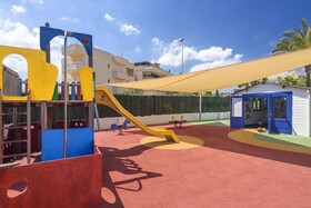 Tropic Garden Hotel & Apartments