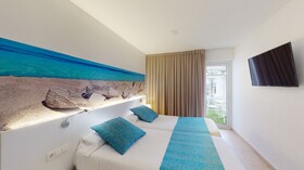 Tropic Garden Hotel & Apartments