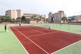 Tropic Garden Hotel & Apartments