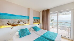 Tropic Garden Hotel & Apartments