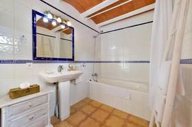 Valley Club Ibiza - Boutique Agroturismo