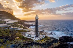 Faro Punta Cumplida