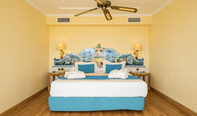 BlueSea Costa Bastian