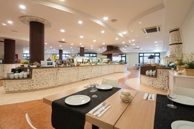 Galeón Playa by SeaSense Hotels