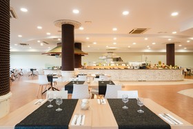 Galeón Playa by SeaSense Hotels