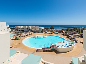 HD Beach Resort & Spa