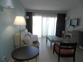 HD Beach Resort & Spa