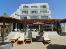 HD Beach Resort & Spa