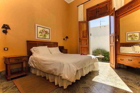Casa Lola y Juan