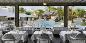 H10 White Suites