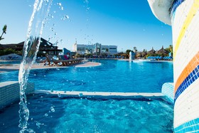 HL Club Playa Blanca Hotel