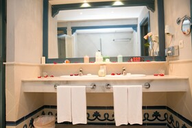 Hotel LIVVO Volcan Lanzarote