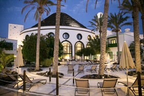 Hotel LIVVO Volcan Lanzarote