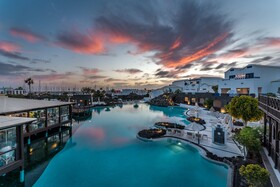 Hotel LIVVO Volcan Lanzarote