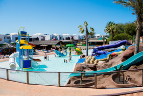 HL Paradise Island Hotel