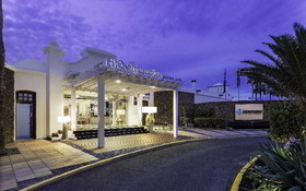 H10 White Suites