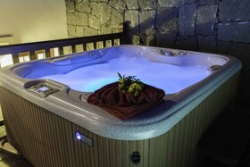 Villa Azure LH122 By Villas Now Ltd