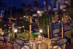 Seaside Los Jameos