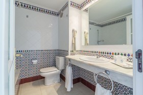 Plus Fariones Apartamentos