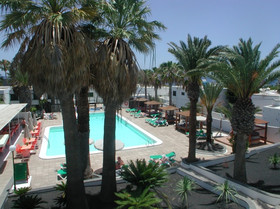 Arena Dorada Apartments