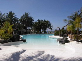 R2 Bahía Kontiki Beach Apartments